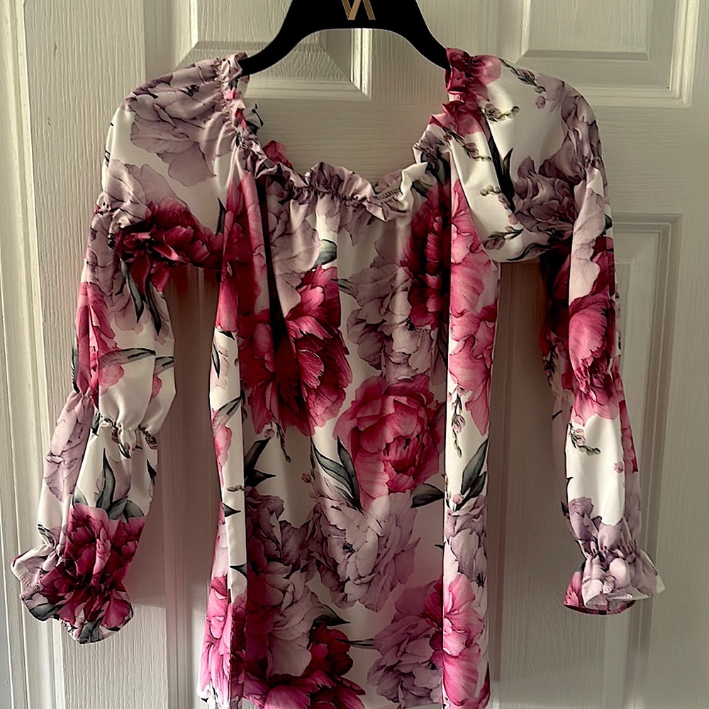 Floral Ruffle Women's Top